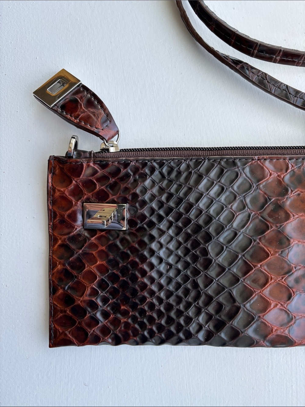 Danier Brown & Black Python Embossed Leather Purse Wristlet Clutch EUC - Picture 4 of 10